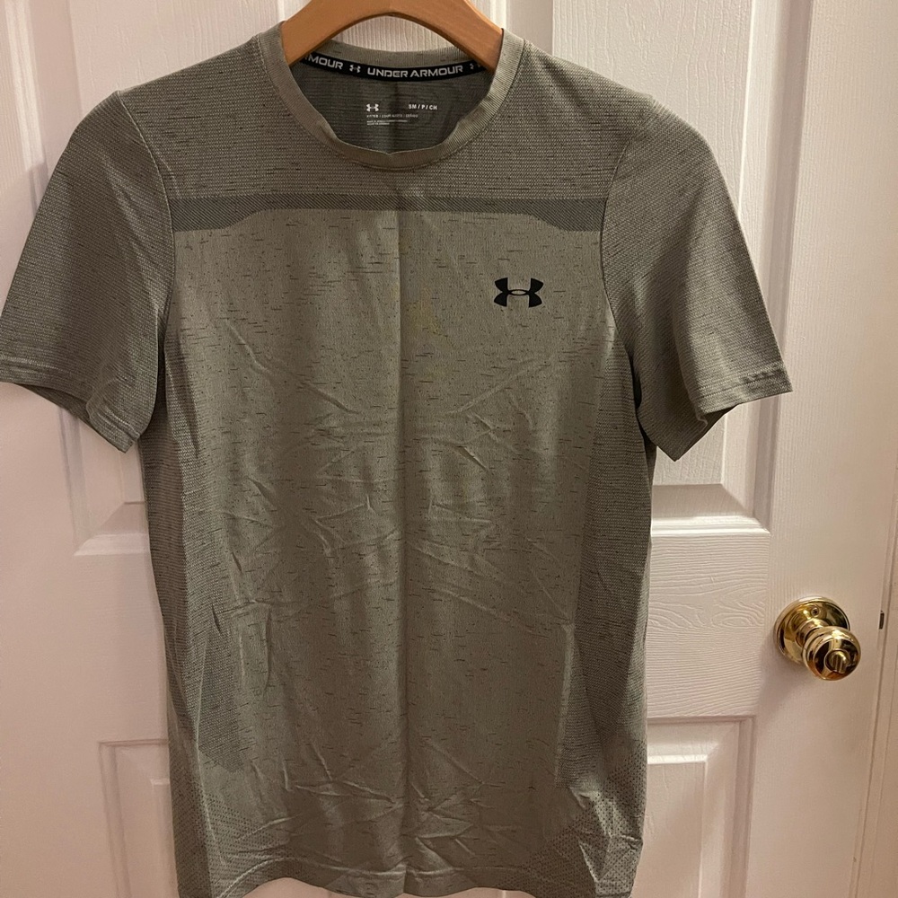 Slim fit T by UA